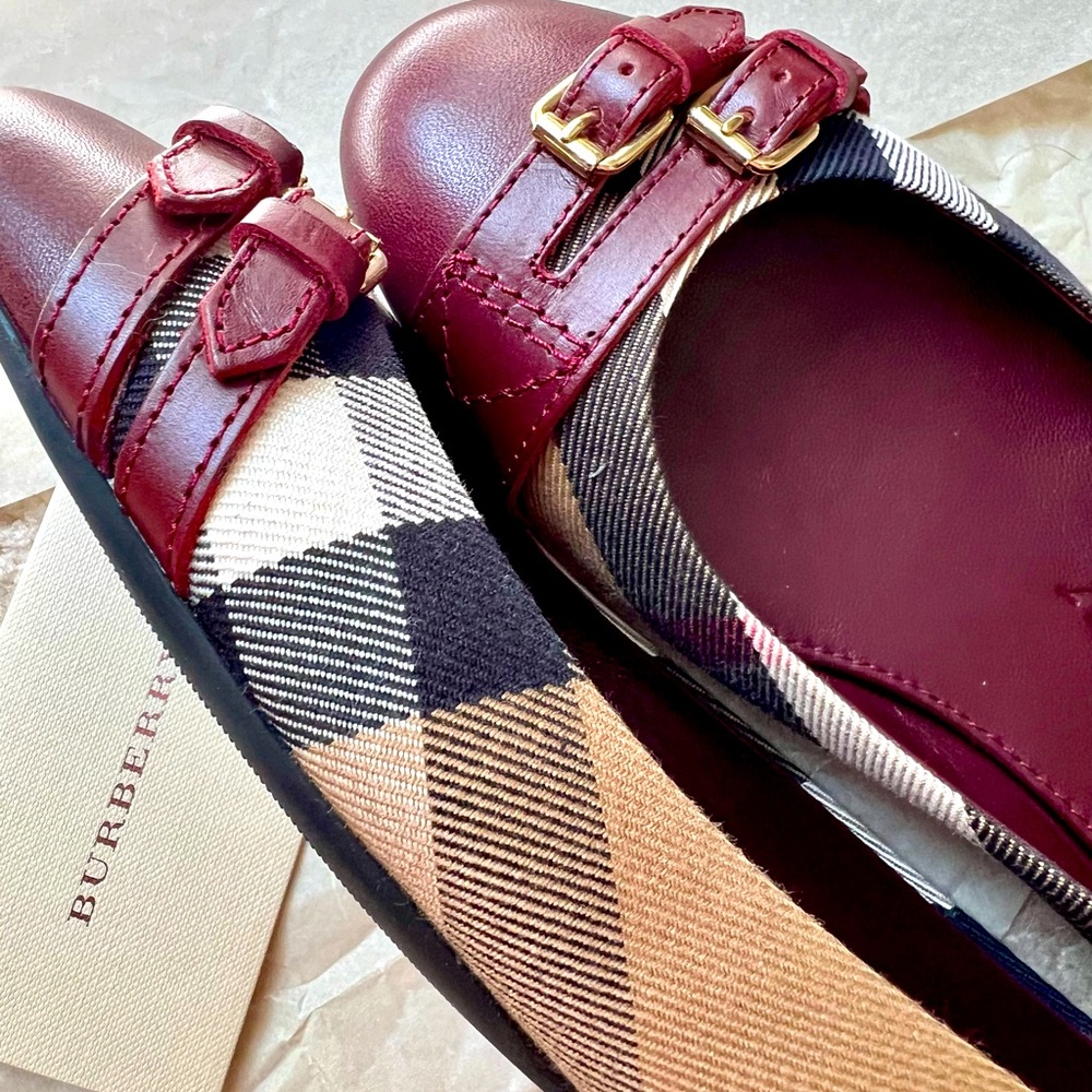 Burberry Bridle Housecheck Avonwick Ballerina Flat Shoe, Size 8